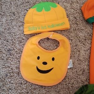 Babys first halloween bib and hat set